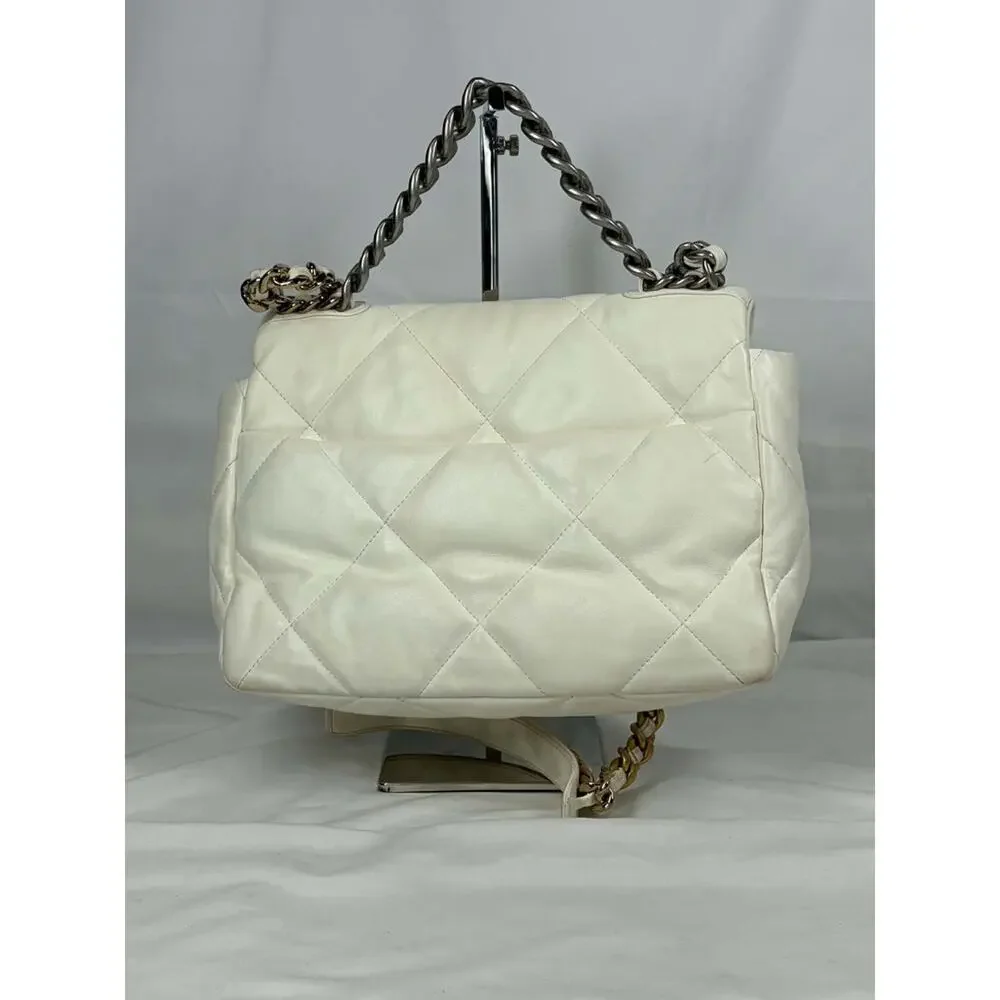 White Chanel 19 GM Flap Bag In Goatskin SPB JA-363272 - Picture 2 of 16